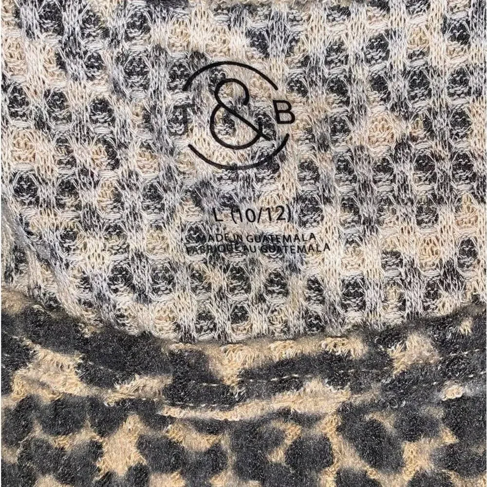 5/$25 NWT Treasure & Bond Girls Cheetah Tie Front Top - Picture 6 of 10